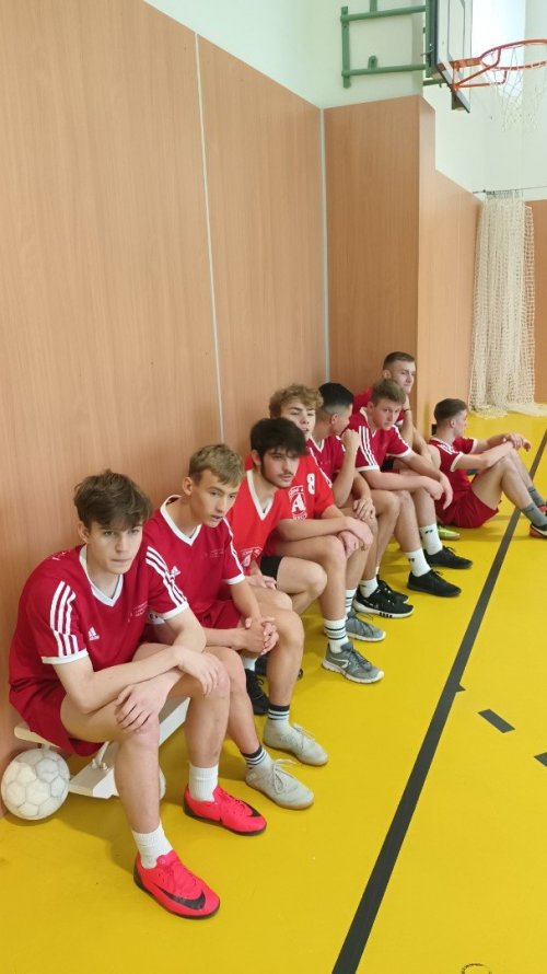 1. kolo Středoškolské futsalové ligy