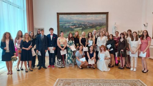 Předávání maturitního vysvědčení 1  