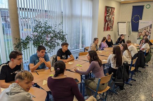 Smart IT Solutions in Vocational Education - Sharing Good Practice 4  