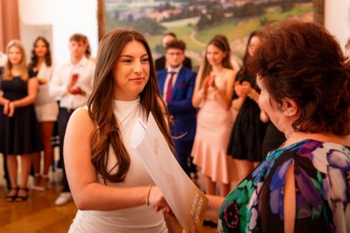 Předávání maturitních vysvědčení 9  