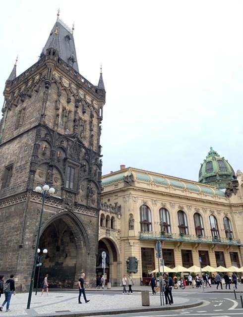 ČNB Praha 13  